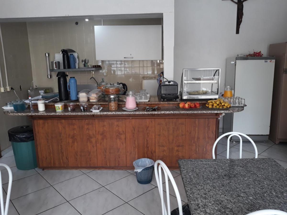 Hotel Pinotti Ltda 쿠리치바누스 외부 사진